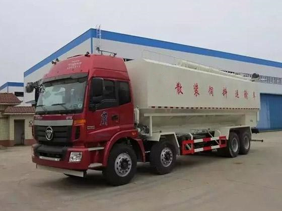 福田歐曼前四后八40方（20噸）電動(dòng)飼料車(chē)